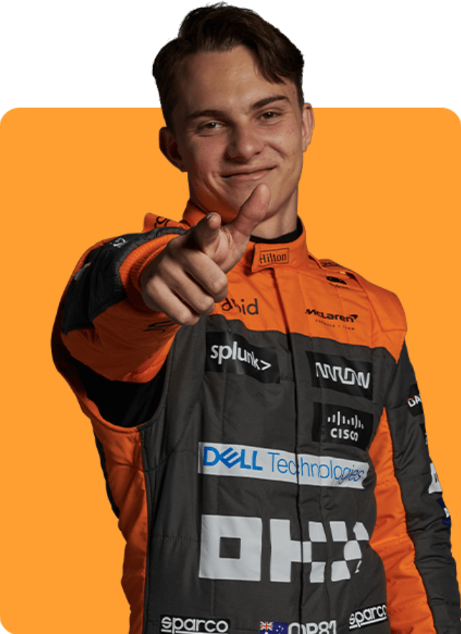 Oscar Piastri es un piloto de automovilismo australiano. En 2021 fue miembro de la Academia Alpine y piloto reserva de Alpine en 2022. En 2023 es piloto de McLaren en Fórmula 1.Entre los años 2019 y 2021 ha logrado tres títulos seguidos: Eurocopa de Fórmula Renault, Fórmula 3 y Fórmula 2.