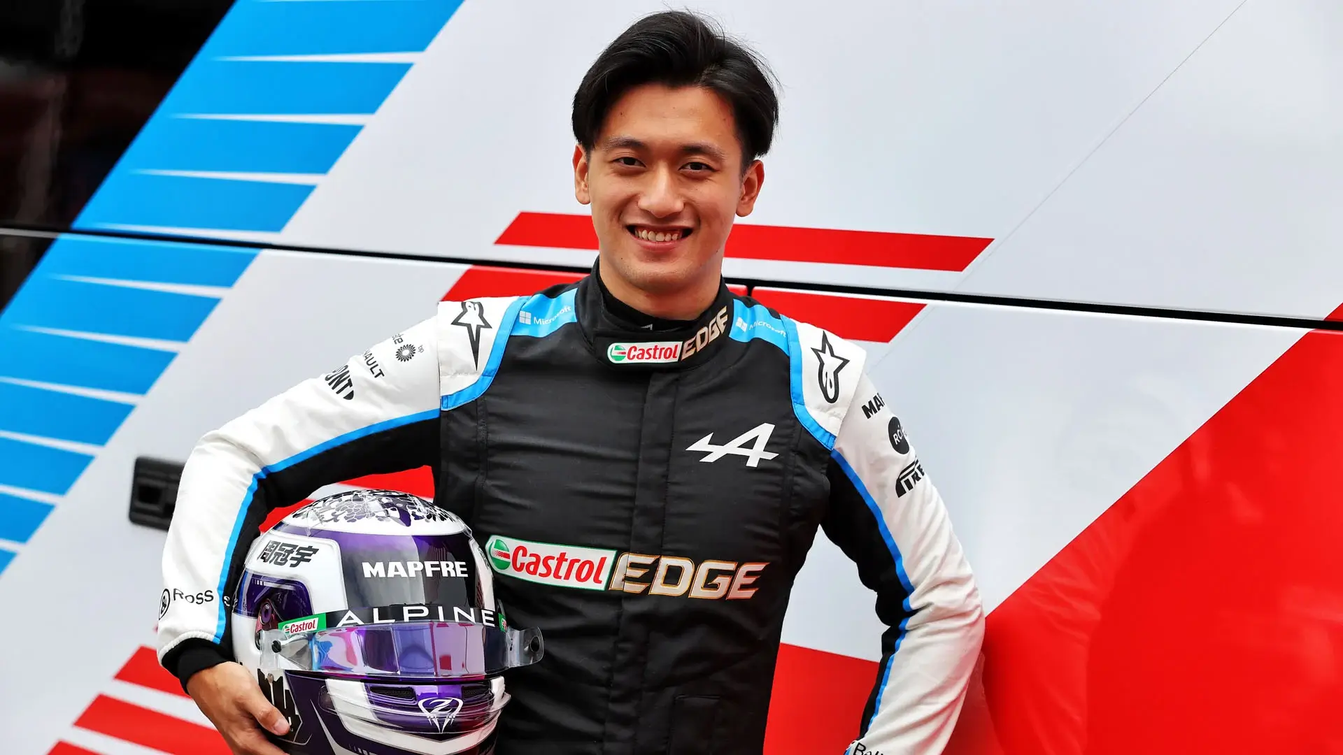 Guanyu Zhou es un piloto chino actualmente piloto de la escuderia Alfa Romeo