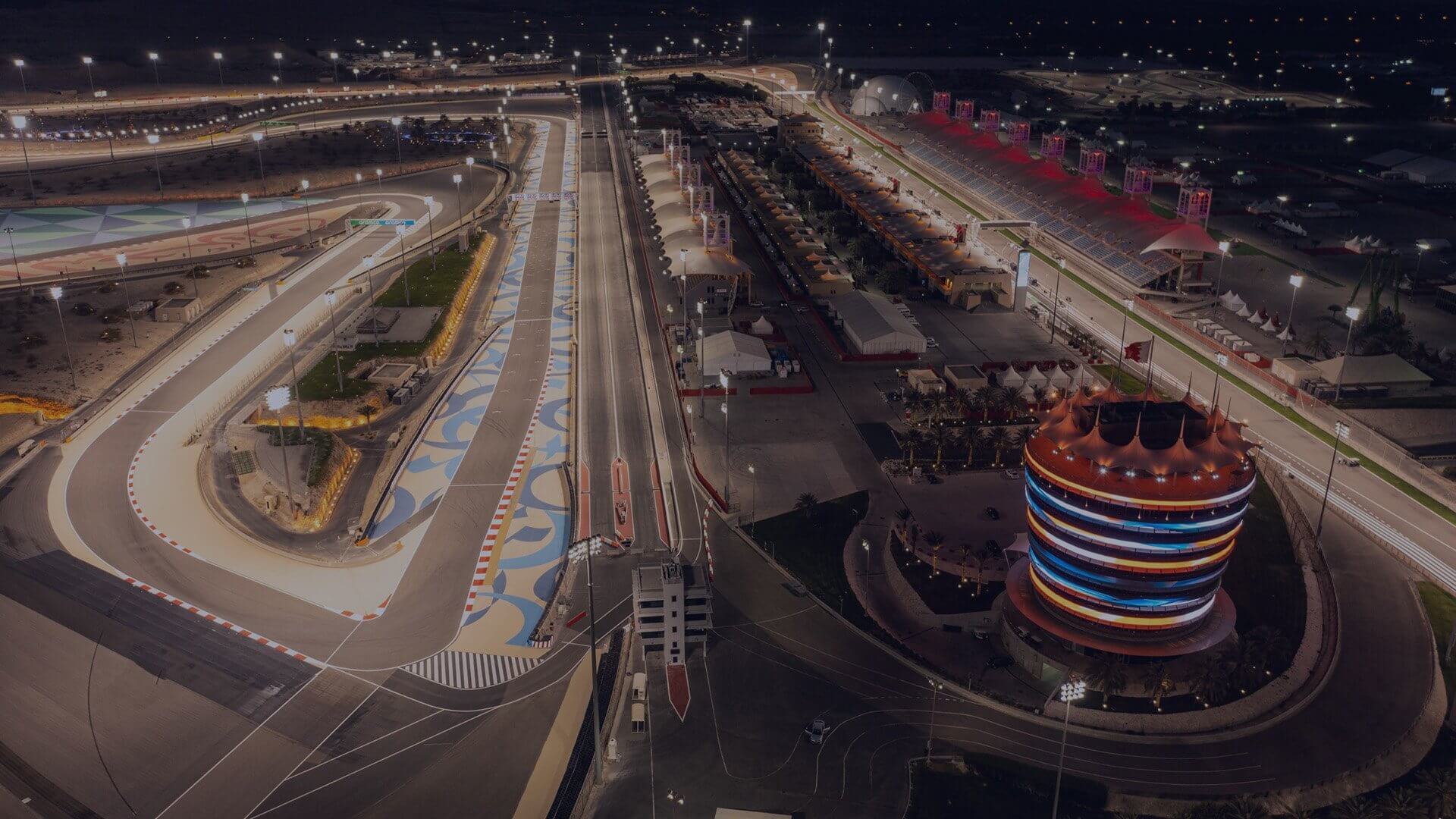 Circuito de barein de noche curva 5
