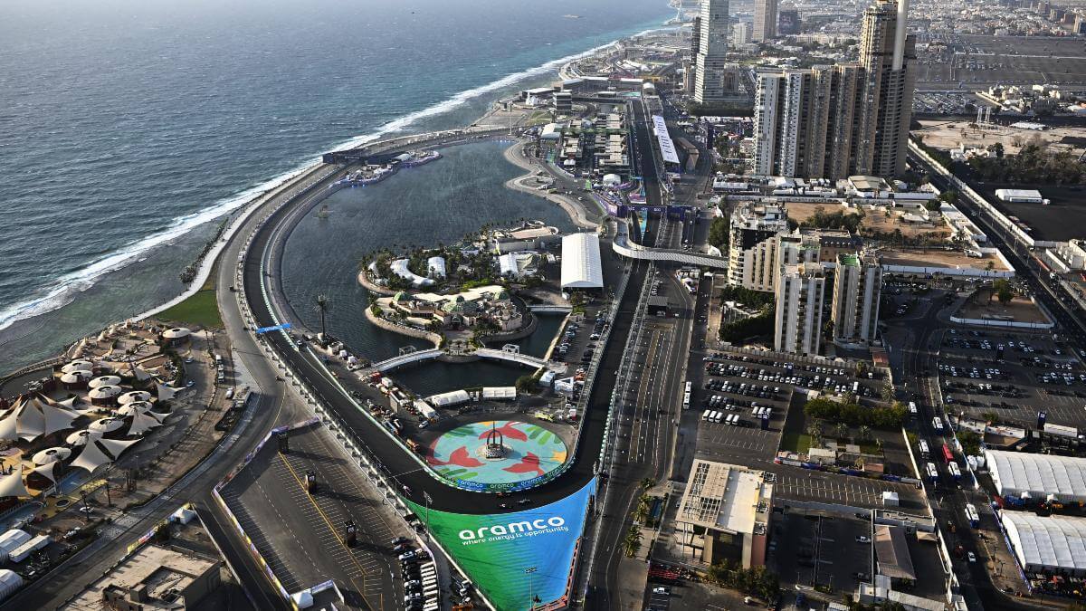 Imagen aerea desde la curva 27 del circuito de Jeddah