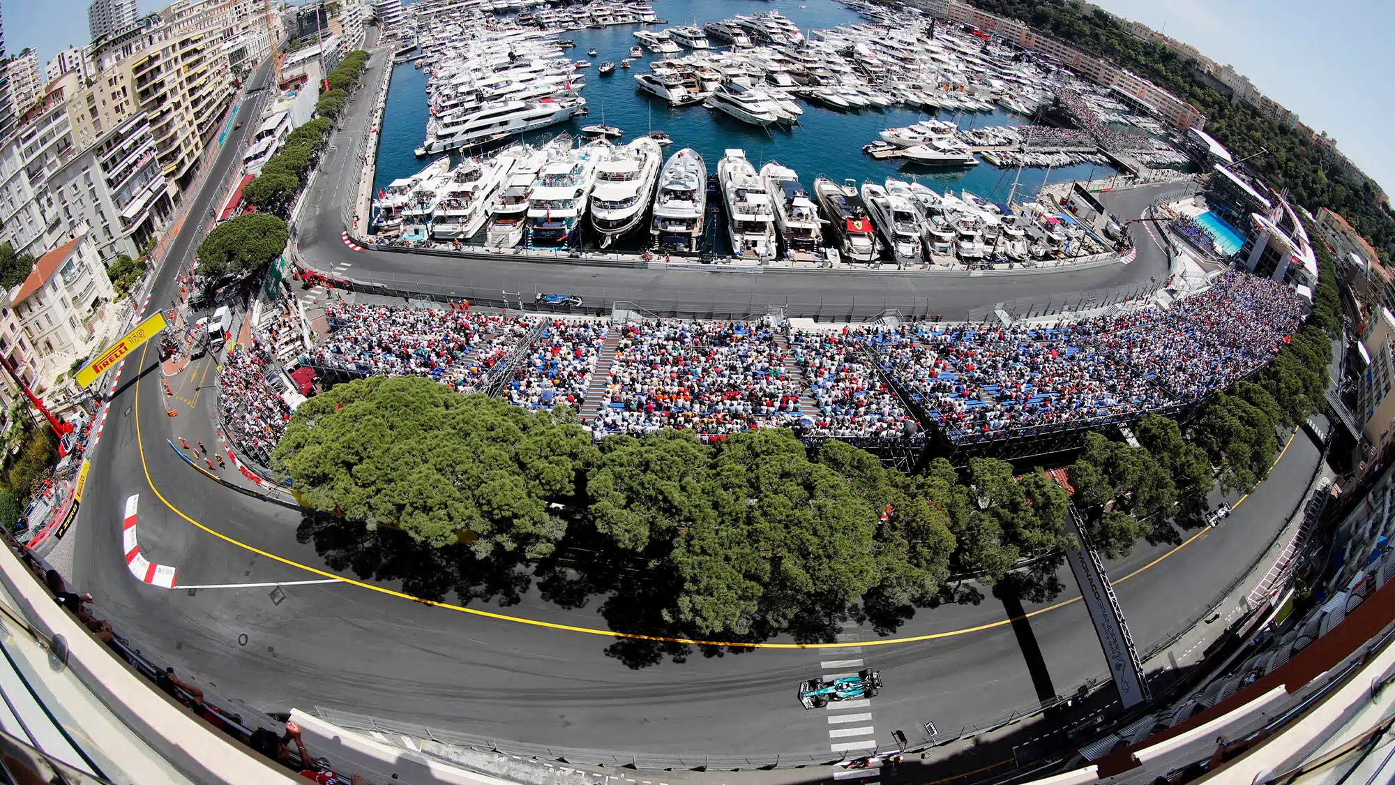 Fotogradia de la bahia de Montecarlo